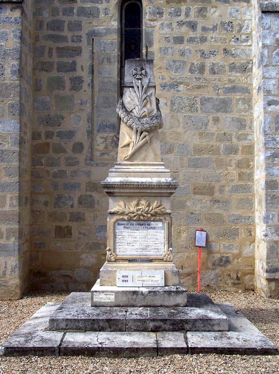 Mesnac Monumentaumorts1